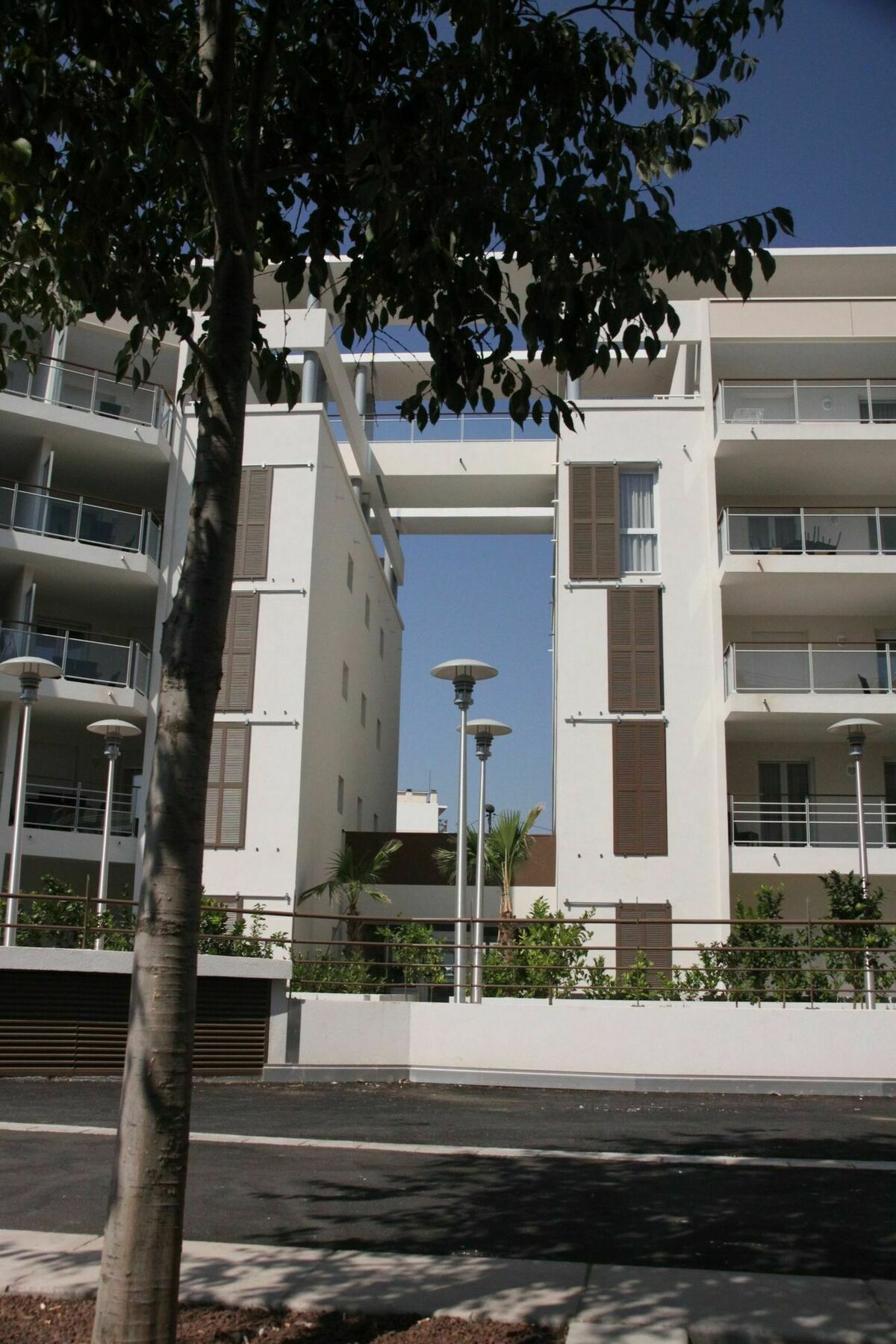 Vacanceole - Residence Le Crystal Cagnes-sur-Mer Buitenkant foto